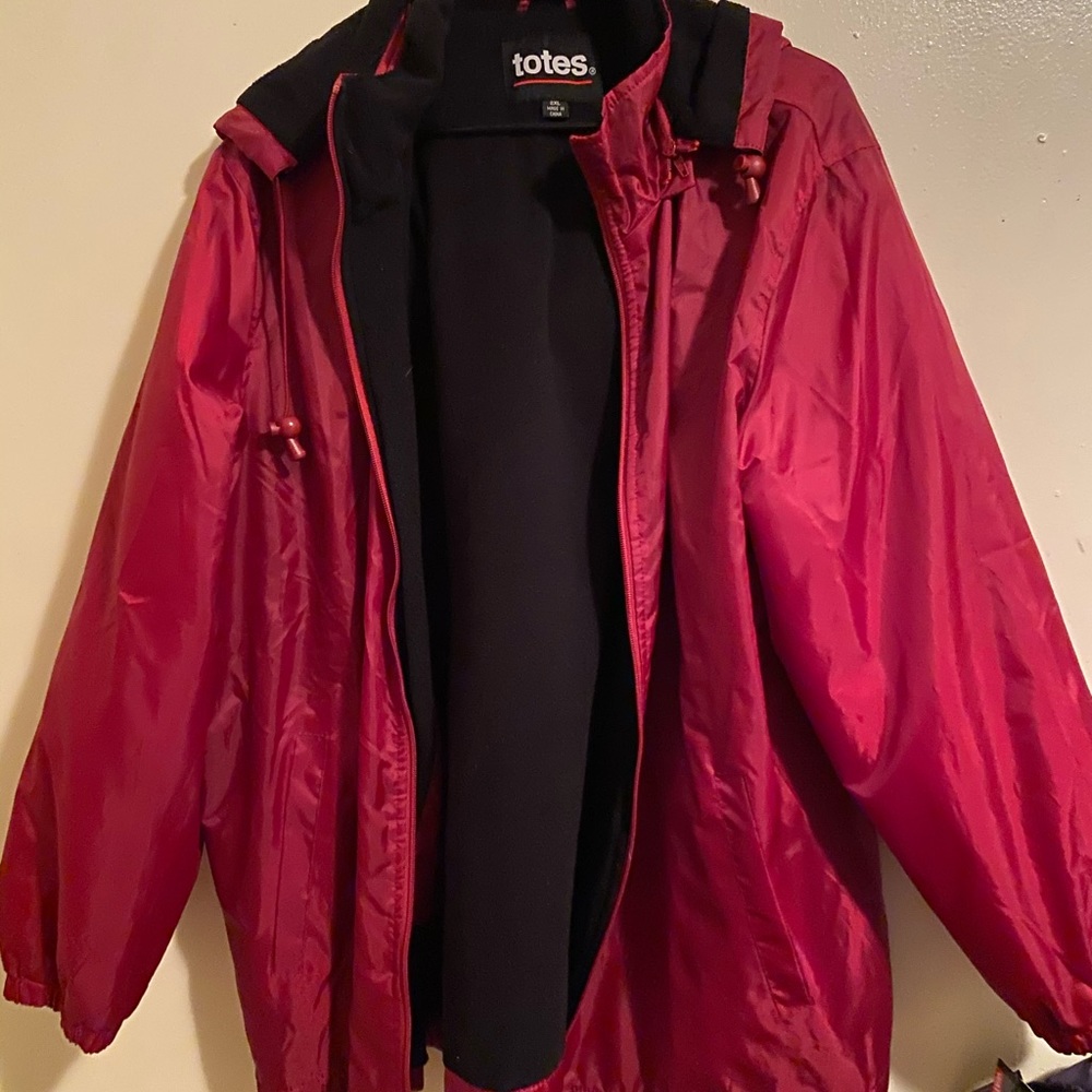 Totes rain jacket